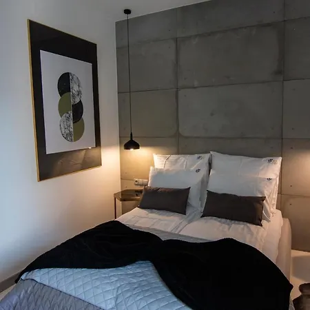 El - Antares 公寓 *