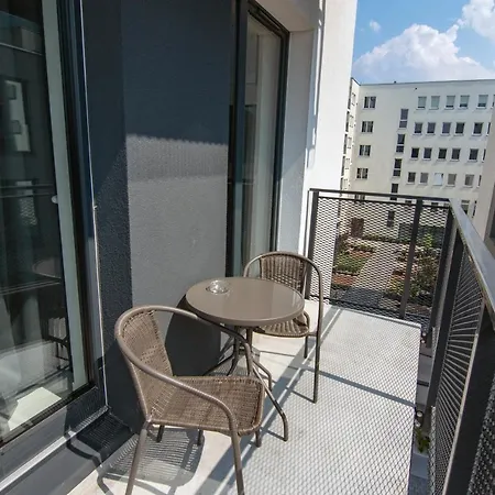 El - Antares * 波兹南