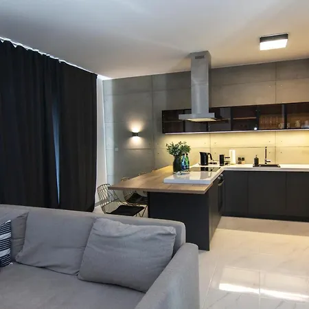 Apartment El - Antares Poznan