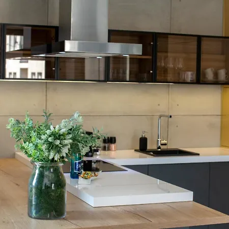 El - Antares * Poznań