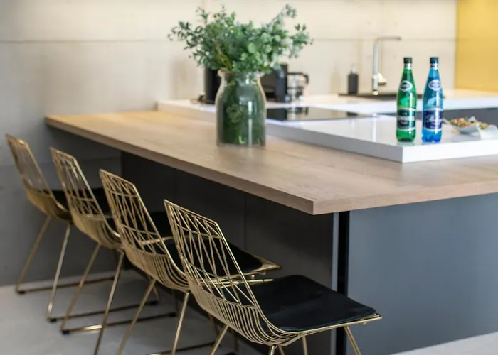 El - Antares Познань